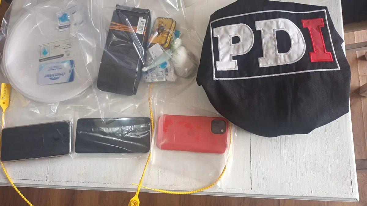 ceculares-y-envoltorios-cocaina-el-secuestro-el-departamento-la-zona-del-puerto