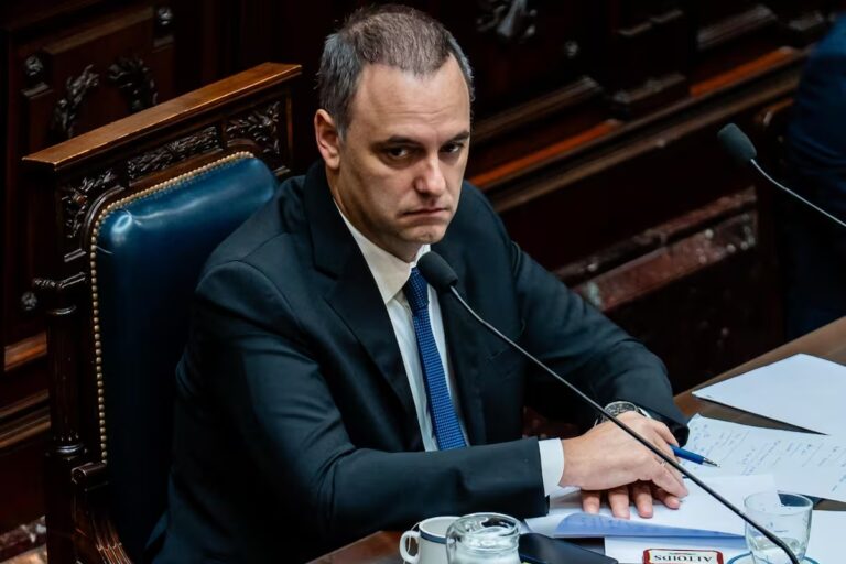 manuel-adorni-renuncio-como-jefe-de-6FLAYJC5ENCTPPAI3RFMU4LL7I