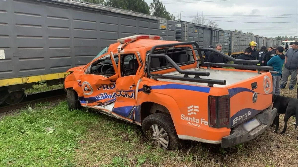 san-justo-choque-tren-accidente-camioneta-proteccion-civil