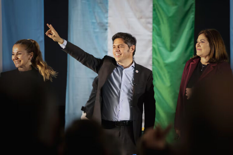axel-kicillof-hace-dos-semanas-en-un-acto-en-7S2ALXOWDBGJNHFXVPBTVDDD64